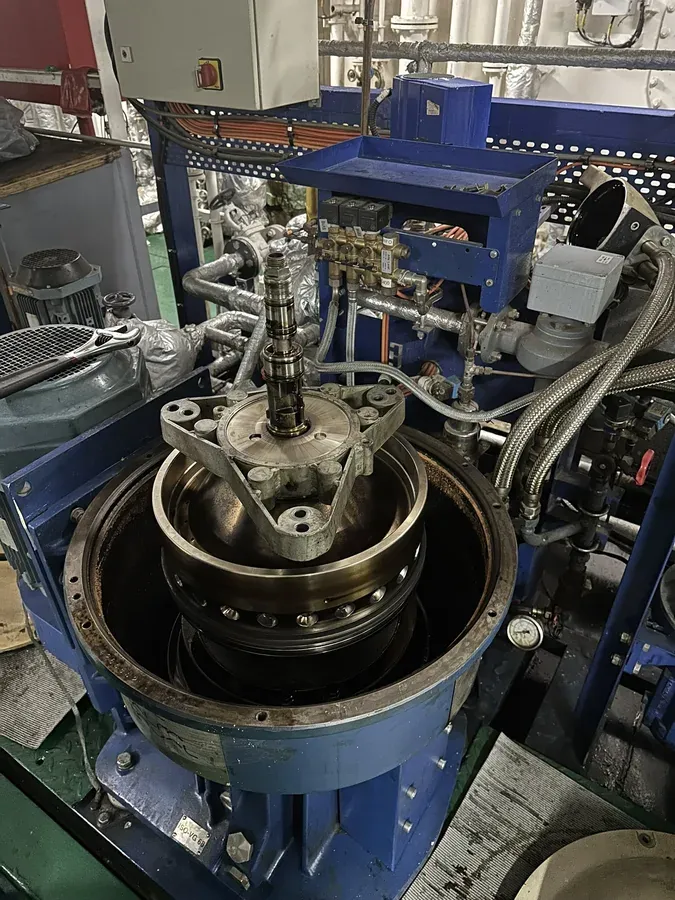 Separator disassembly with professional tooling